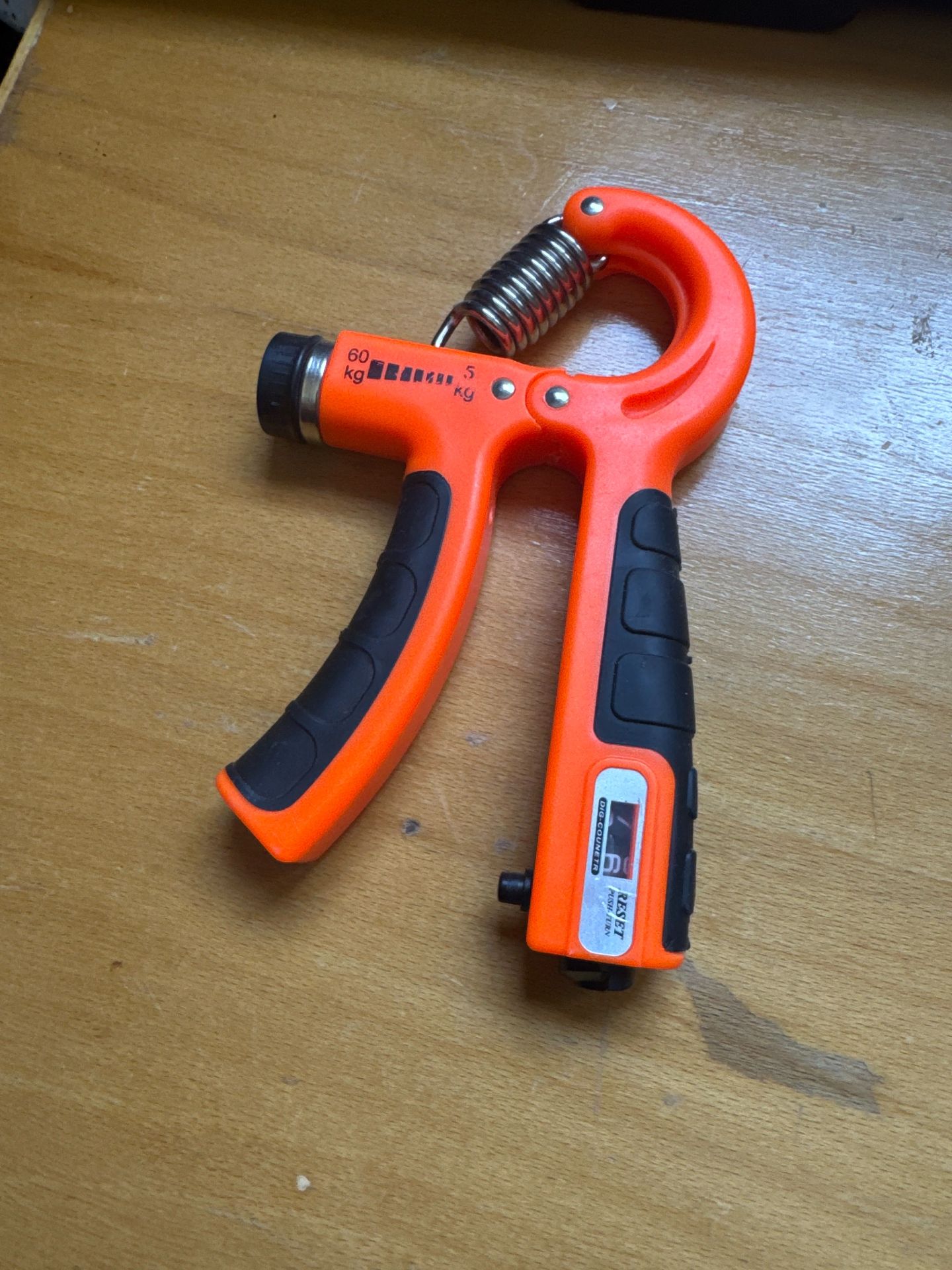Hand gripper