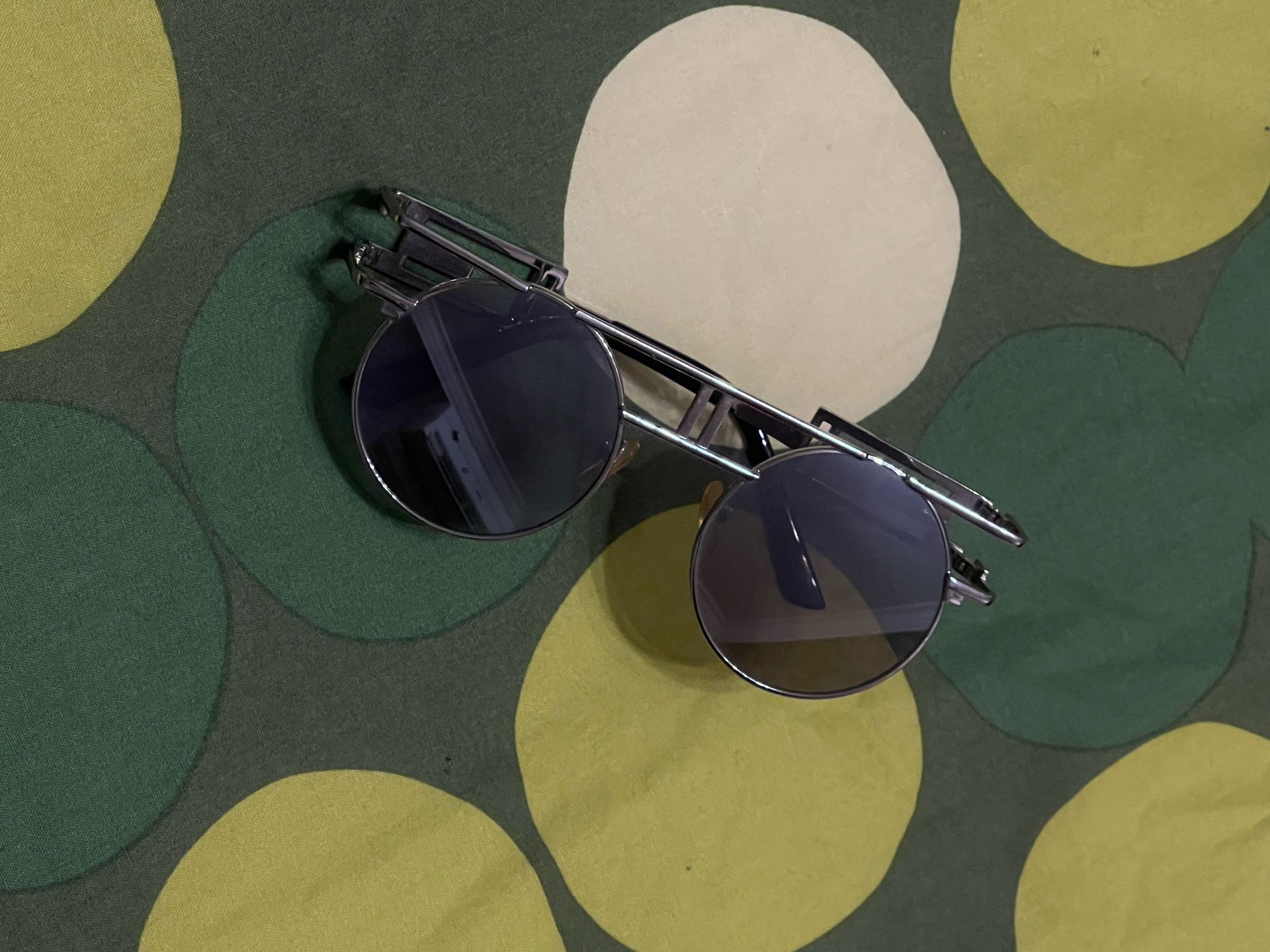 Round Mirror Geometric Glasses