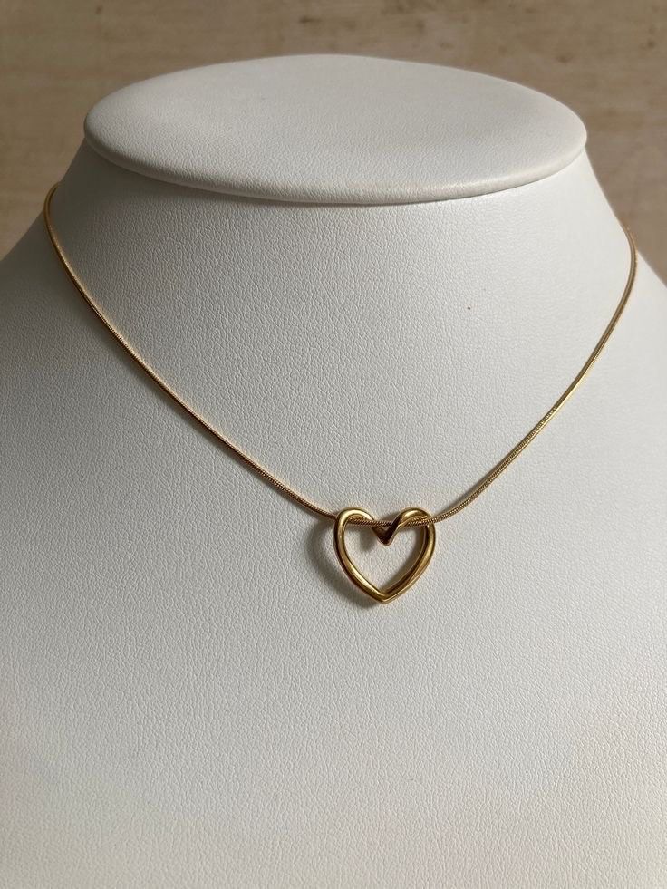 heart necklace