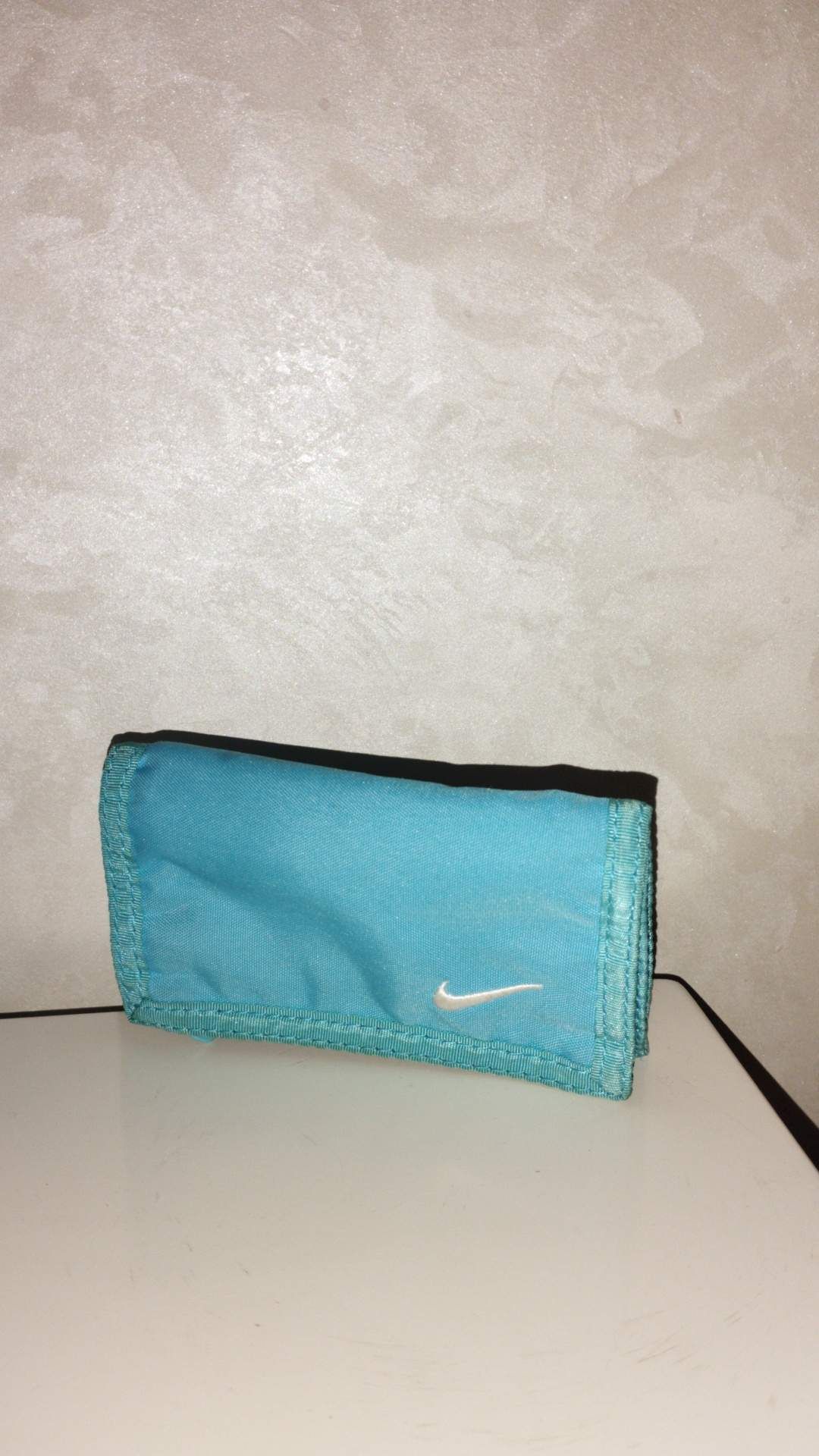 nike wallet