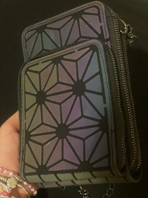 View changing purse
