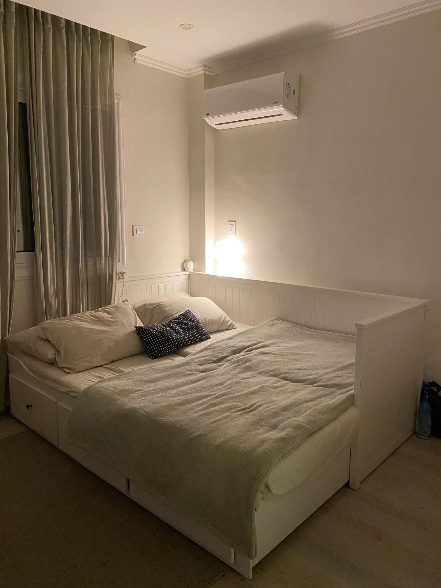 Ikea HEMNES Day-bed (sofa/bed)