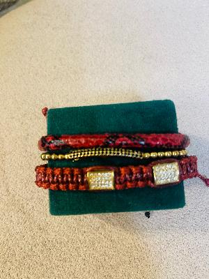 bracelet