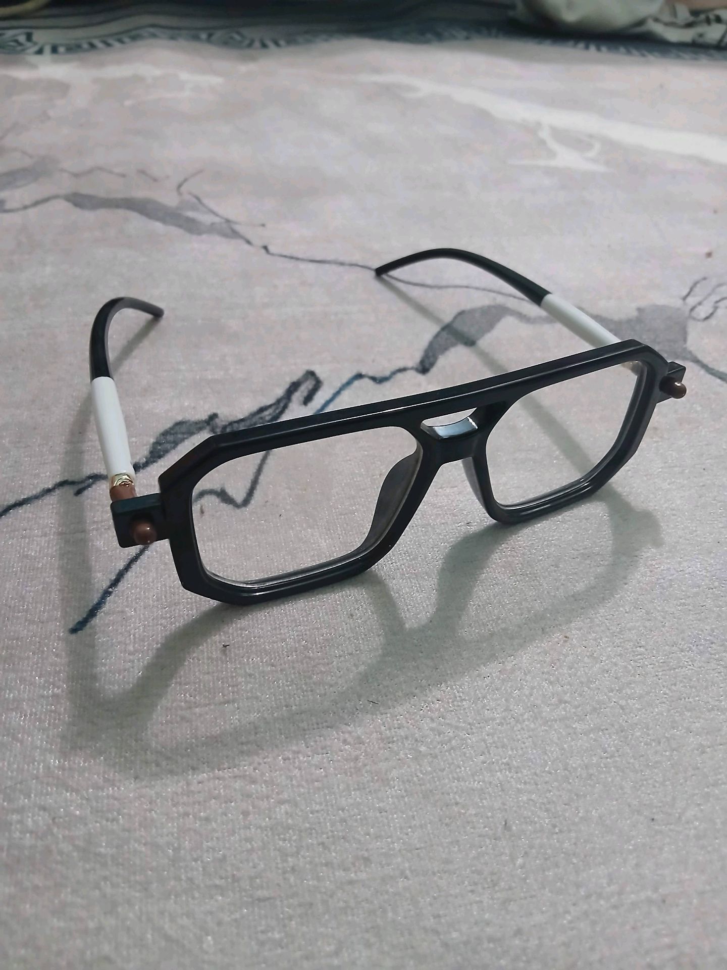 glasses