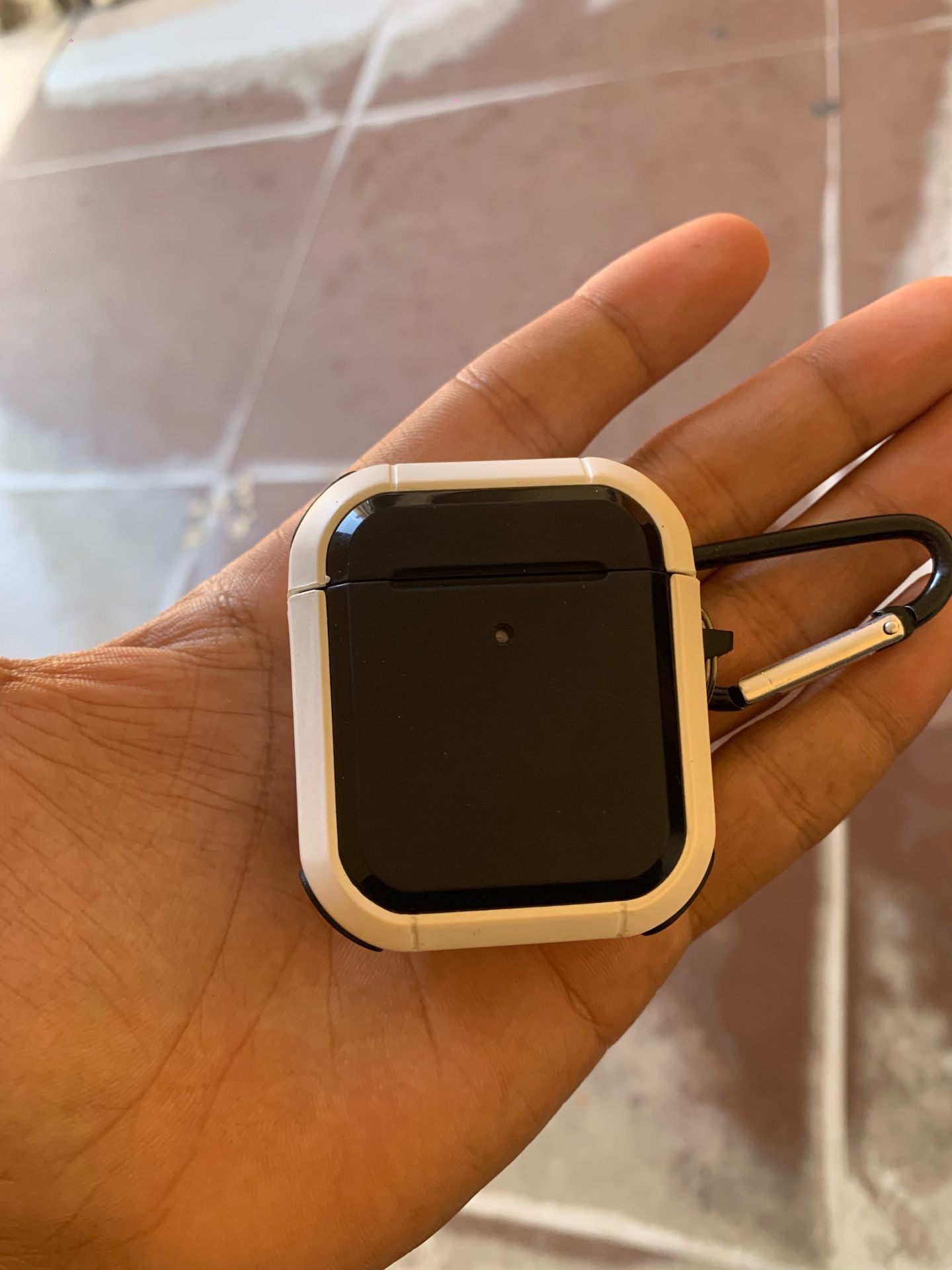 AIRPODS 1