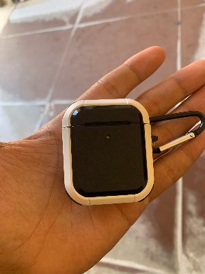 AIRPODS 1