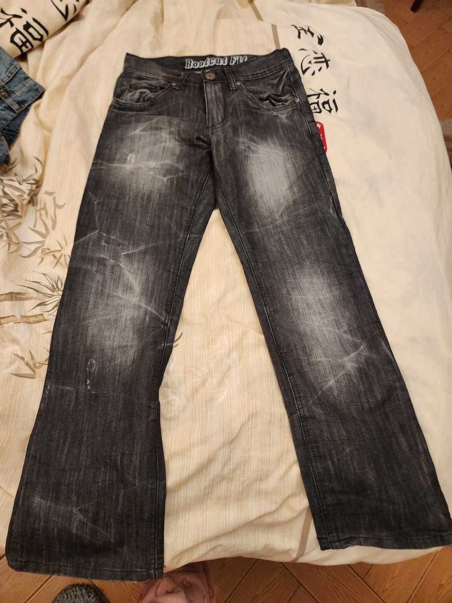 Bootcut jeans