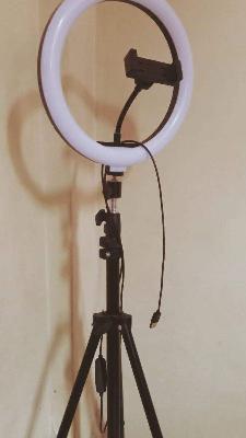 Ring light