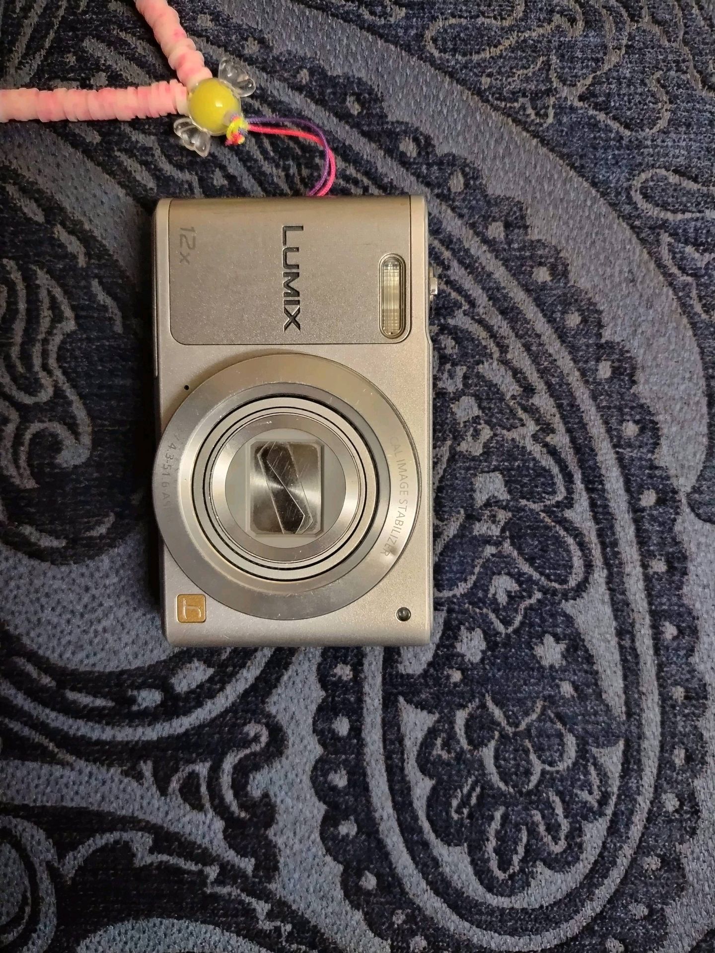 digital camera