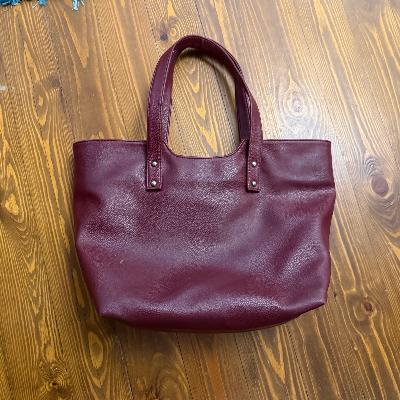 Burgandy tote bag