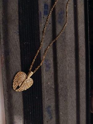 wings necklace