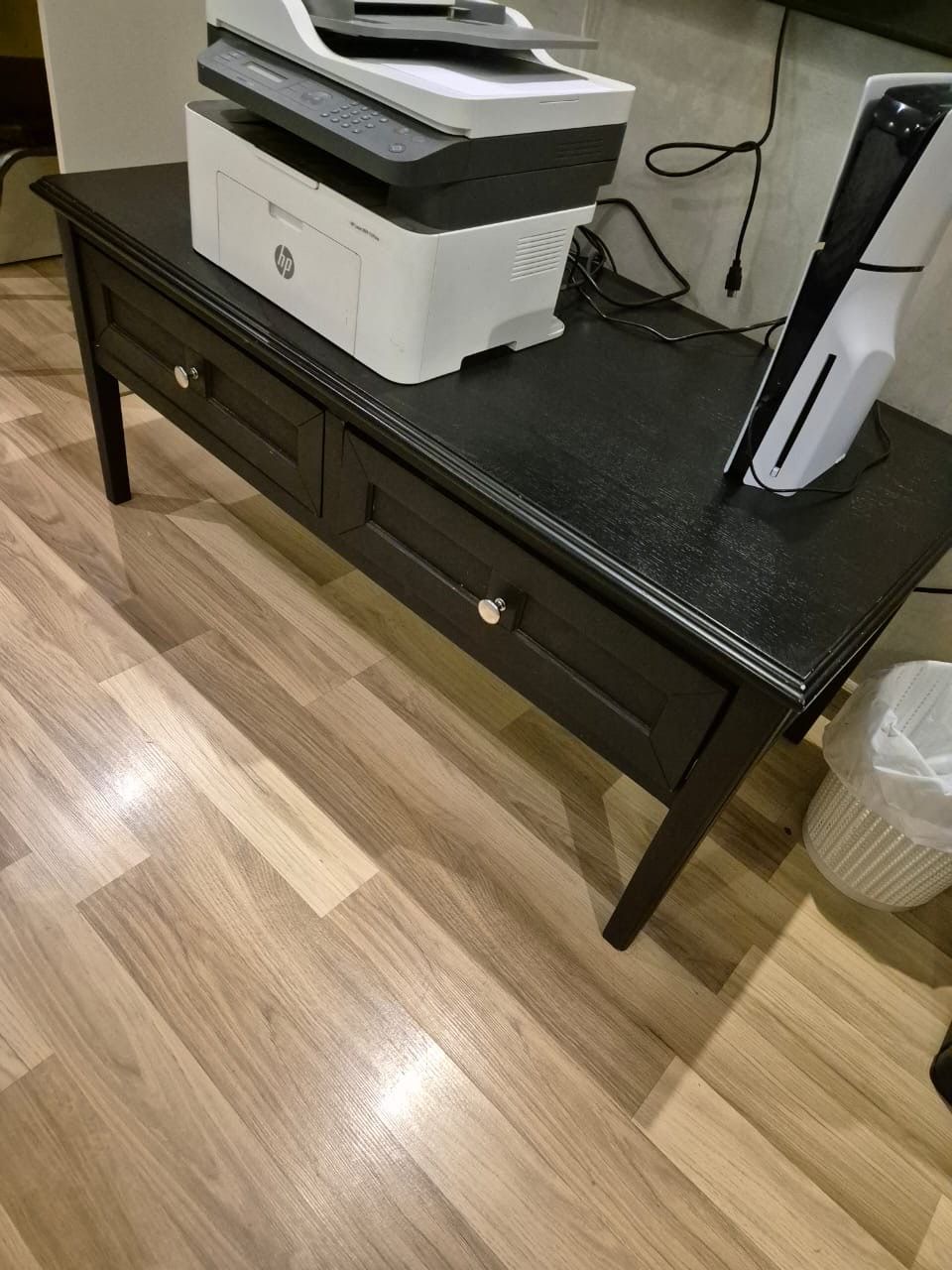طربيزه تلقزيون