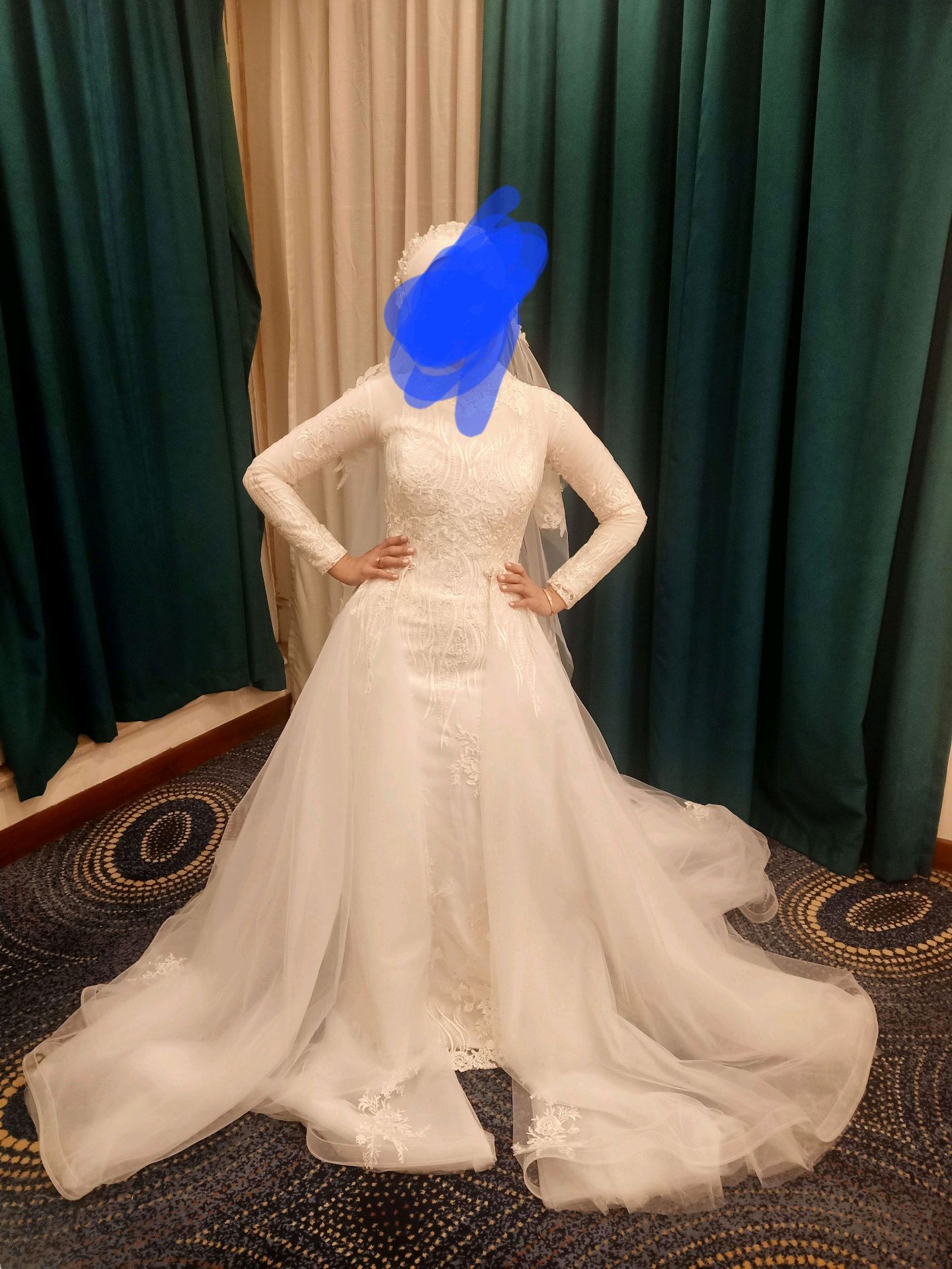wedding dress