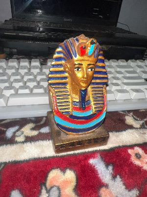 Pharaoh's statue