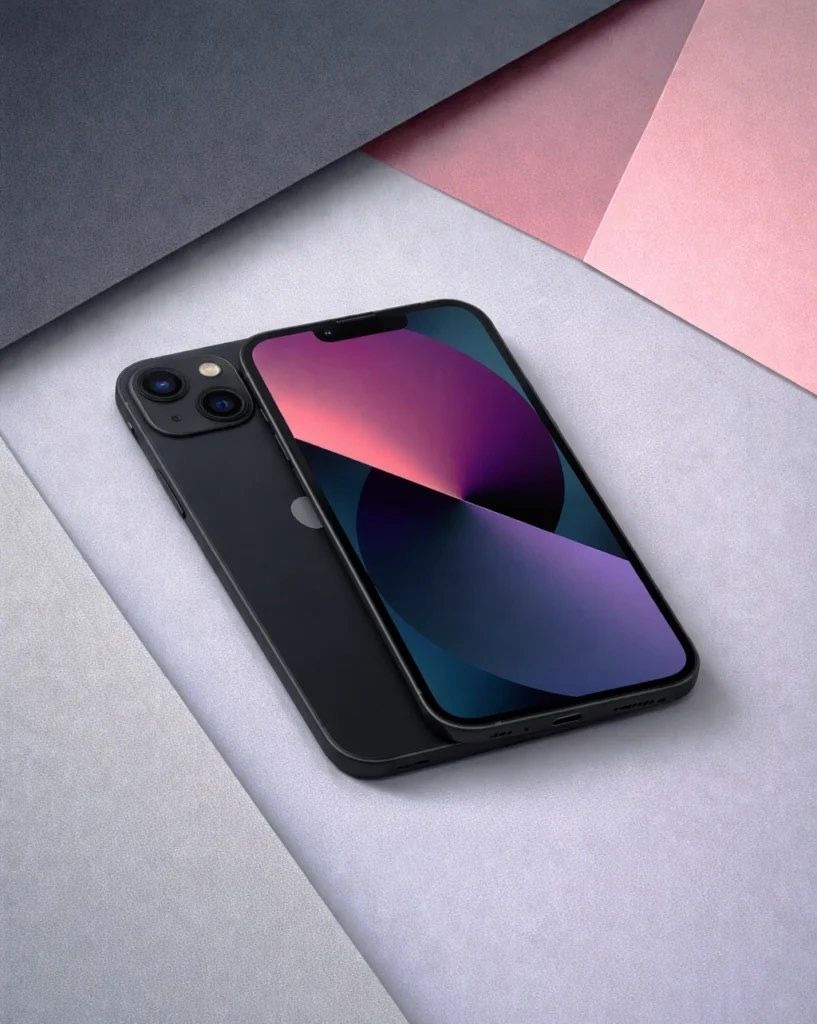iPhone 13