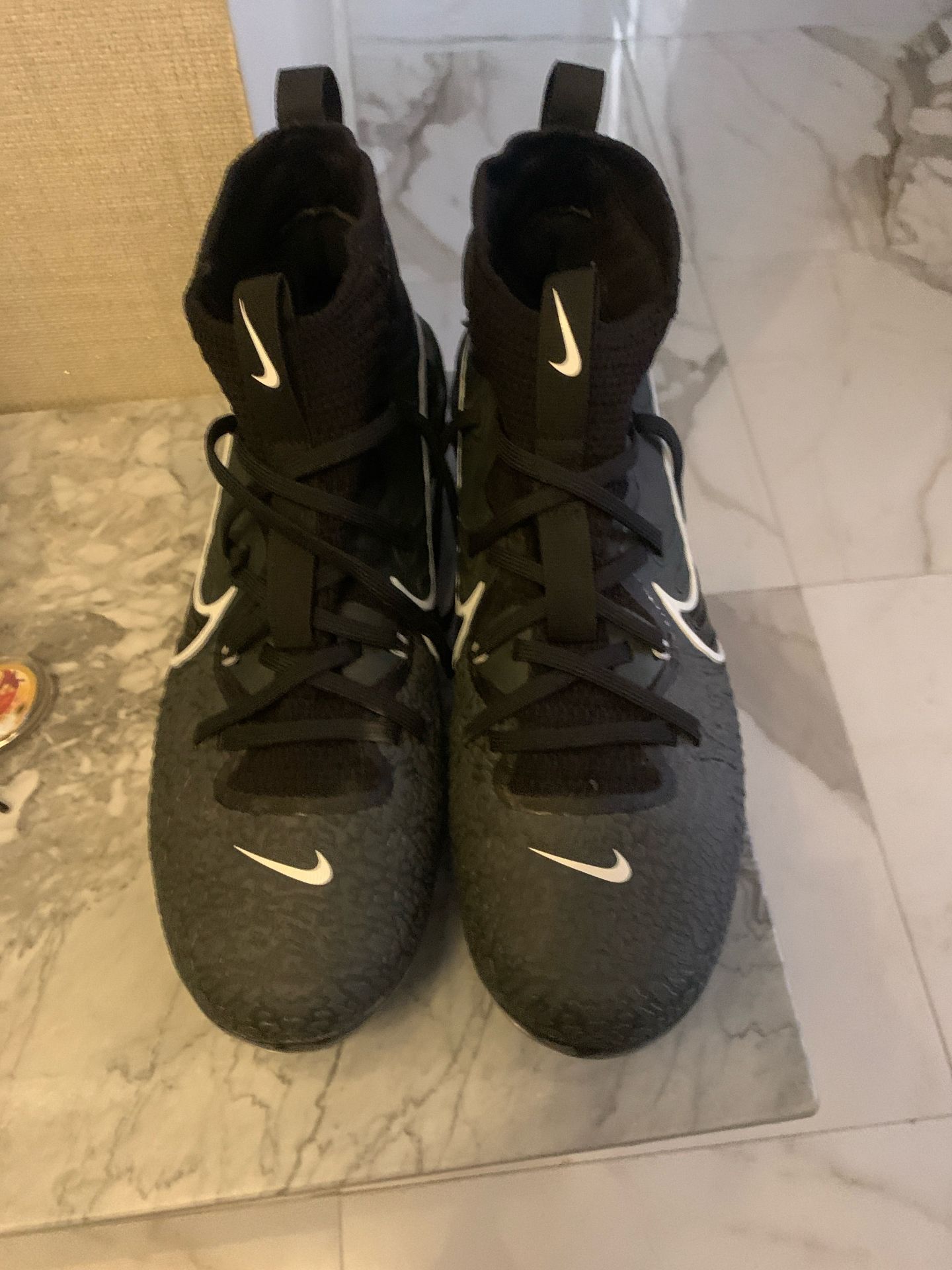 baseball shoes