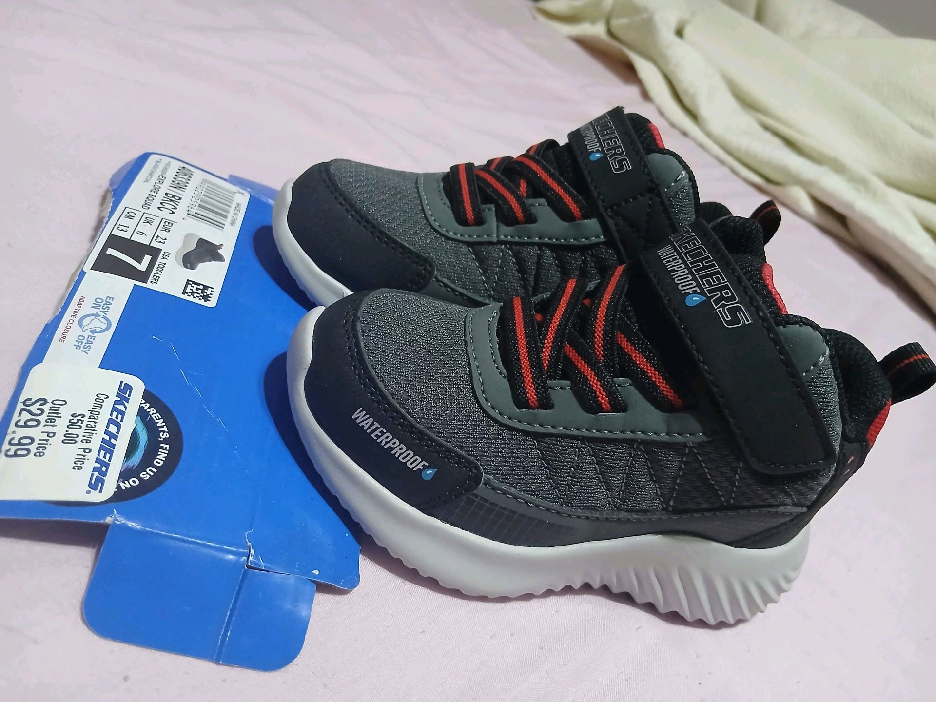 shoes sketchers new