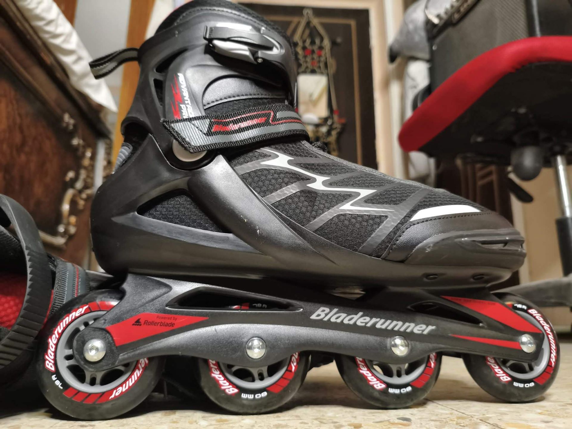 skate bladerunner