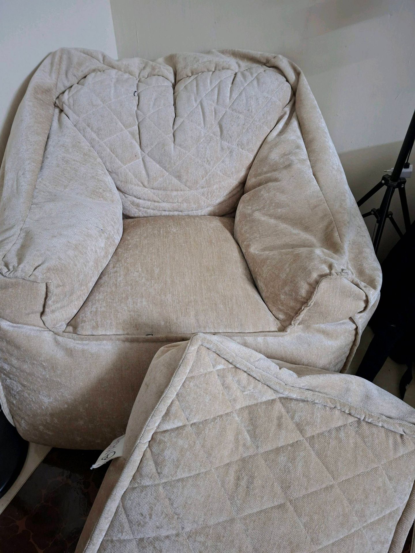 lounge chair