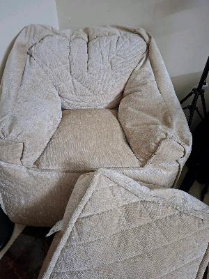lounge chair