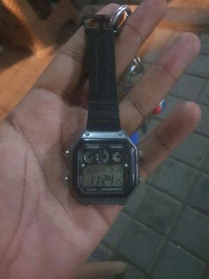للبيع | ساعة Casio AE-1300WH أ