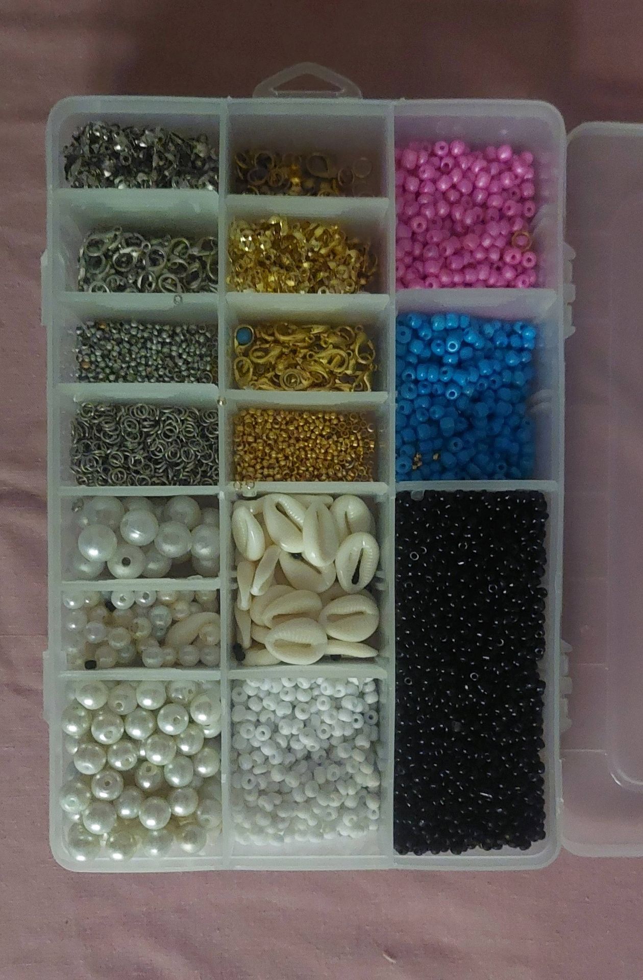 Beads & Findings Assortment Kit