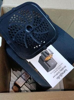 Air Fryer with Basket
