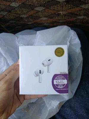 Wireless Earbuds White