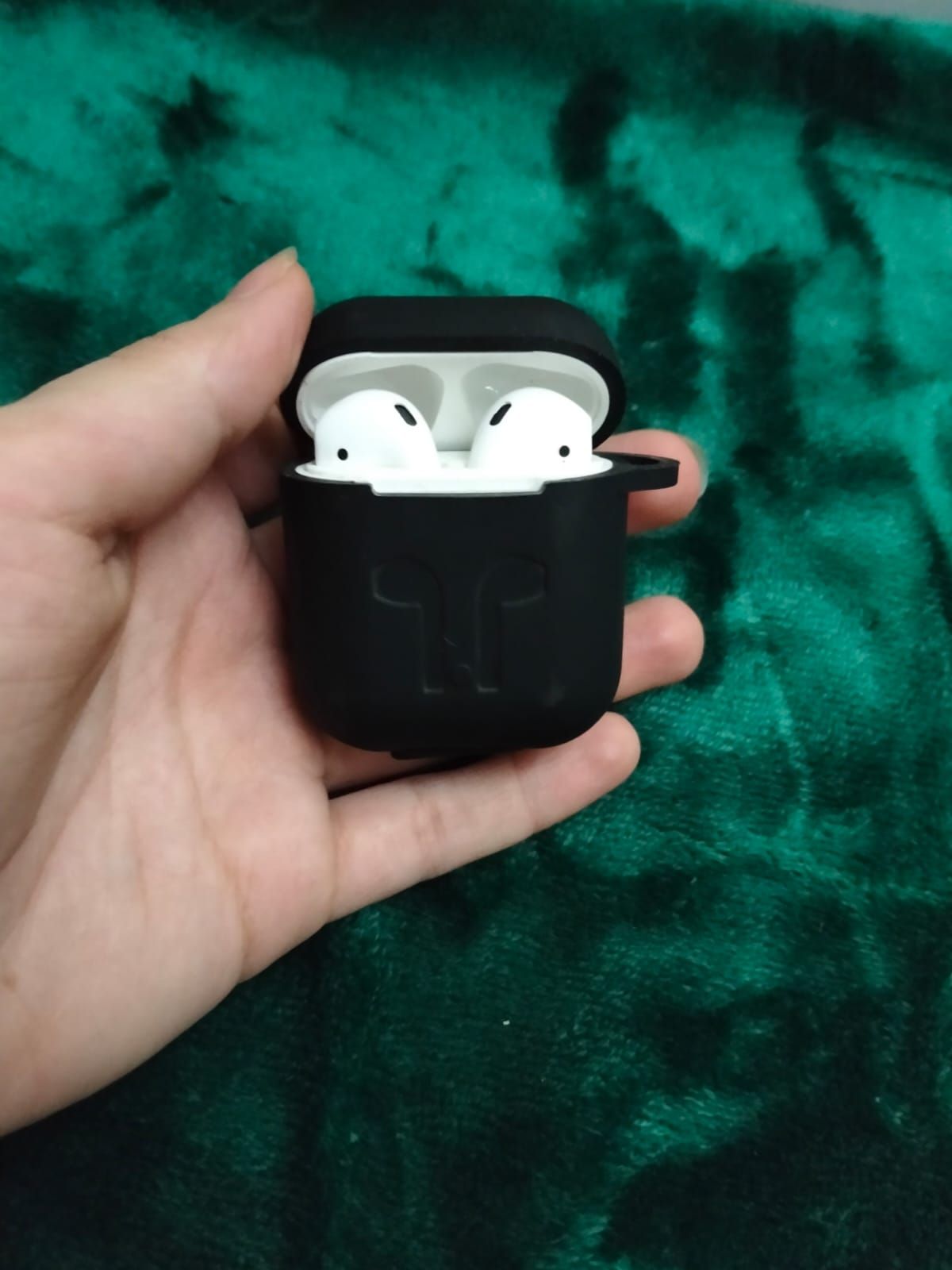 Wireless Earbuds Black Case