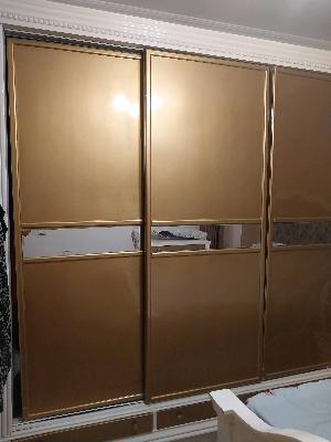 Sliding Wardrobe with Mirror