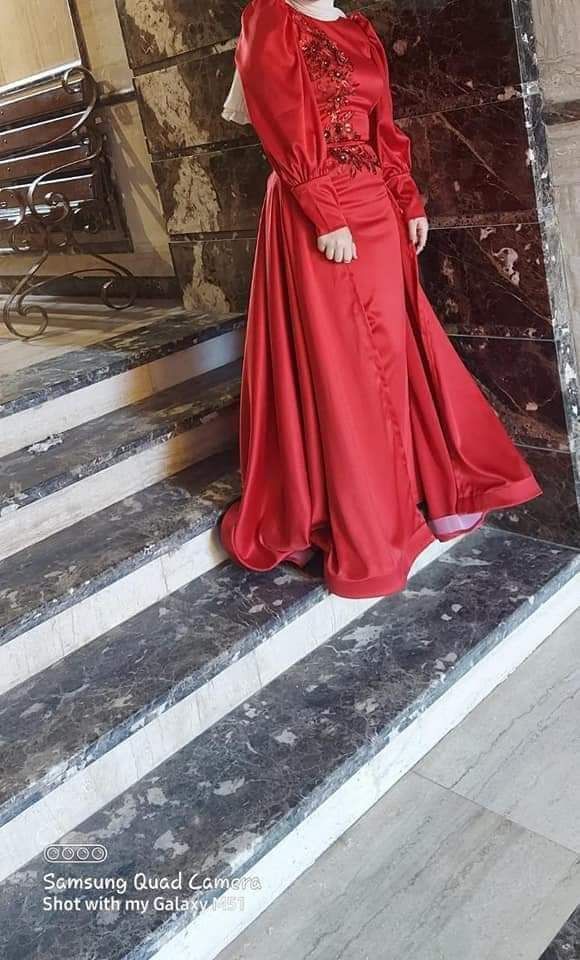 red dress