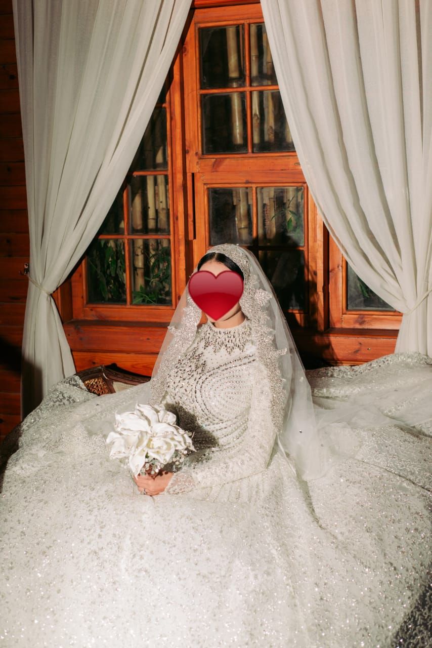 royal wedding dress