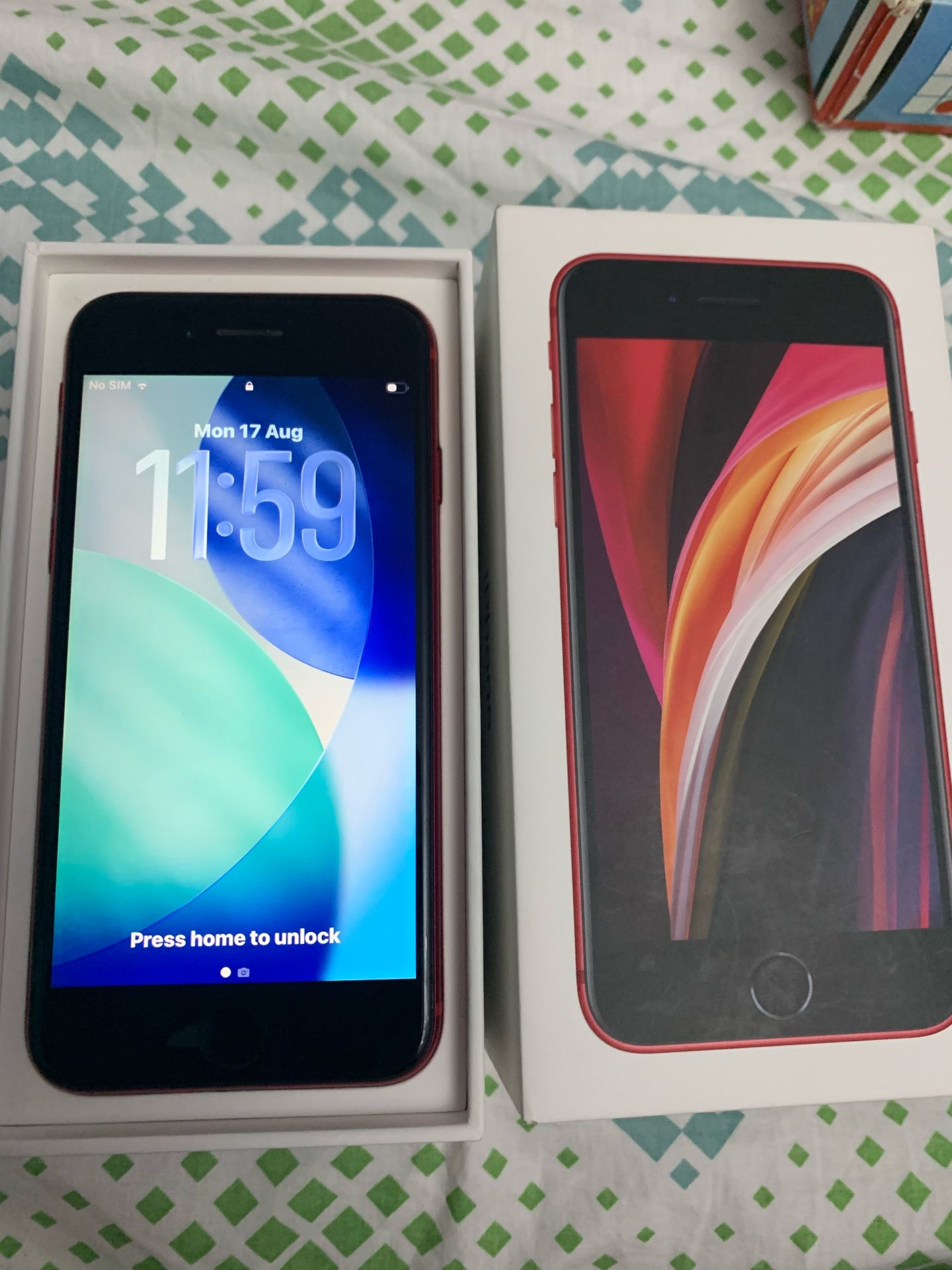 iPhone SE 2020 Red 64GB