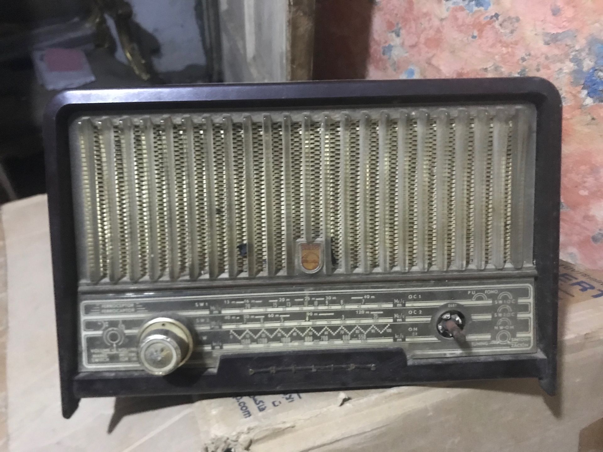 Vintage Radio Receiver