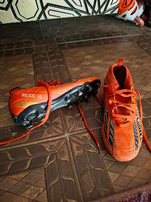 Soccer Cleats Messi 10 Orange