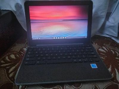 ASUS Chromebook