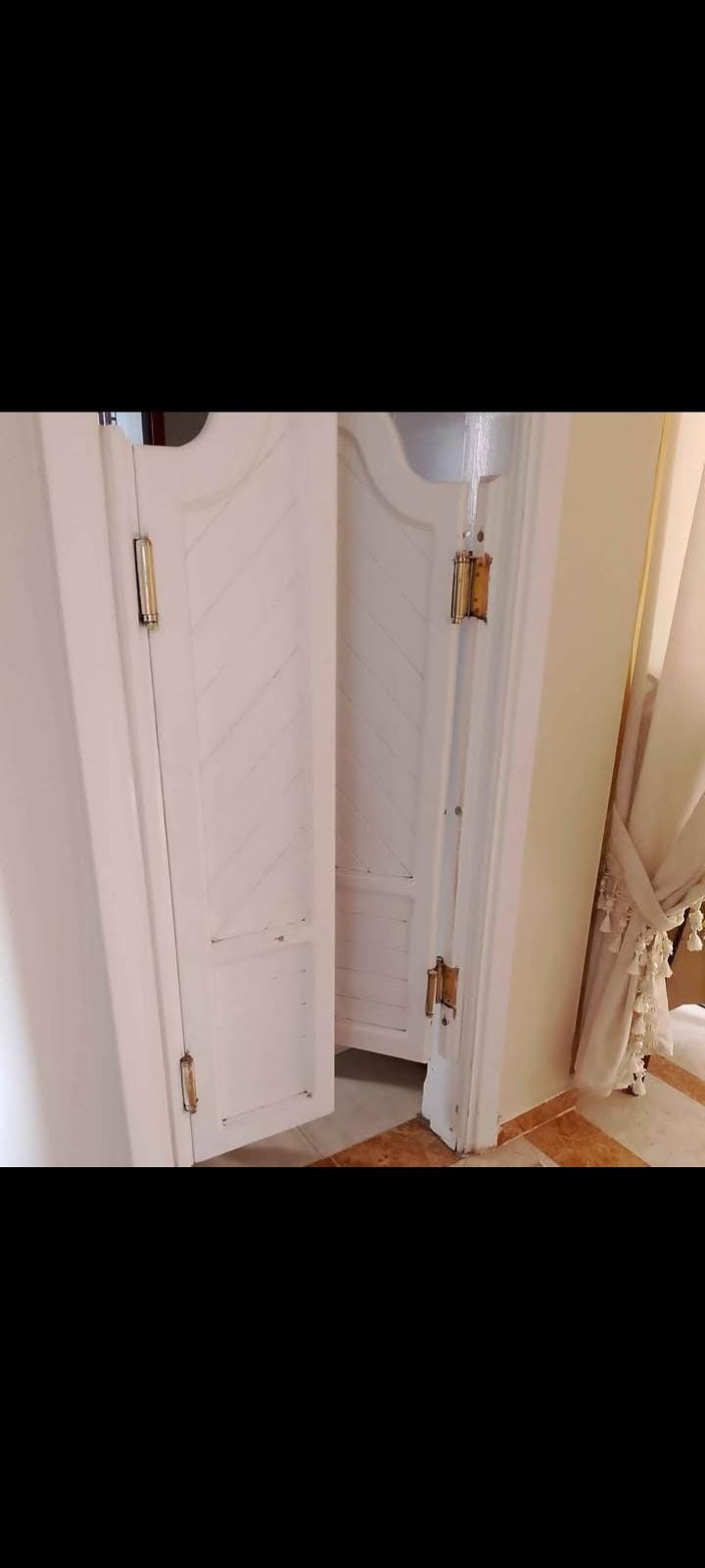 White Wooden Bi-fold Doors