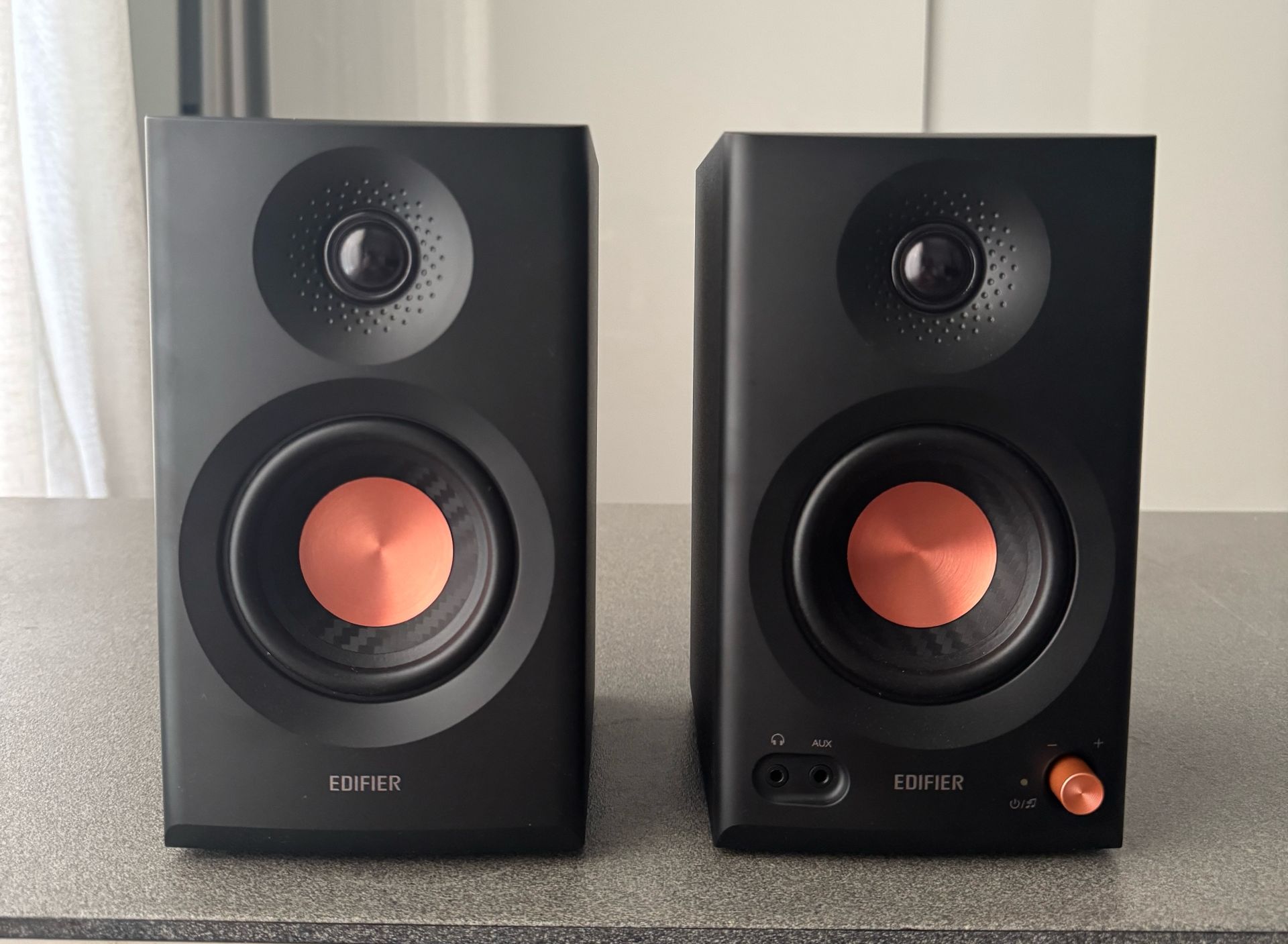 Edifier MR3 Speakers