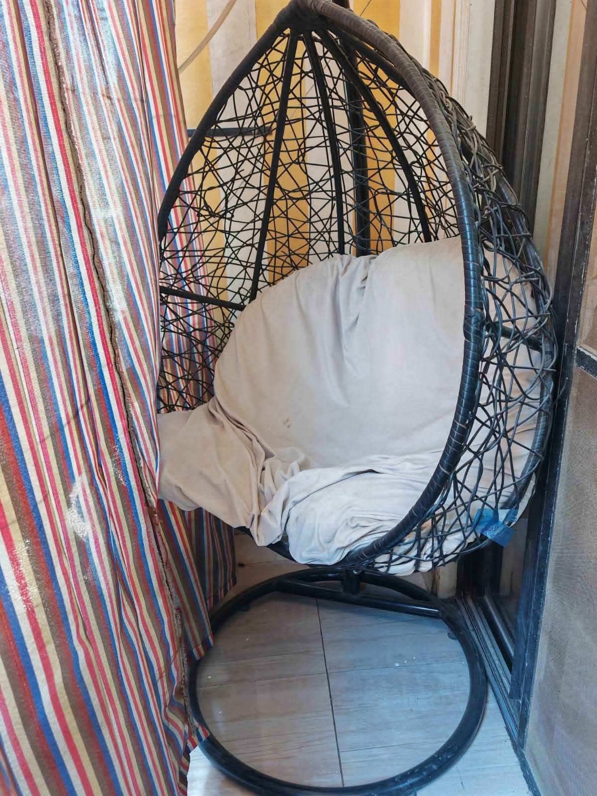 Hanging Egg Chair