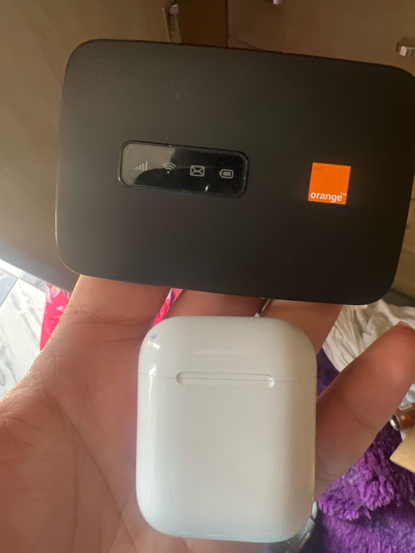 Orange Mobile WiFi Router
