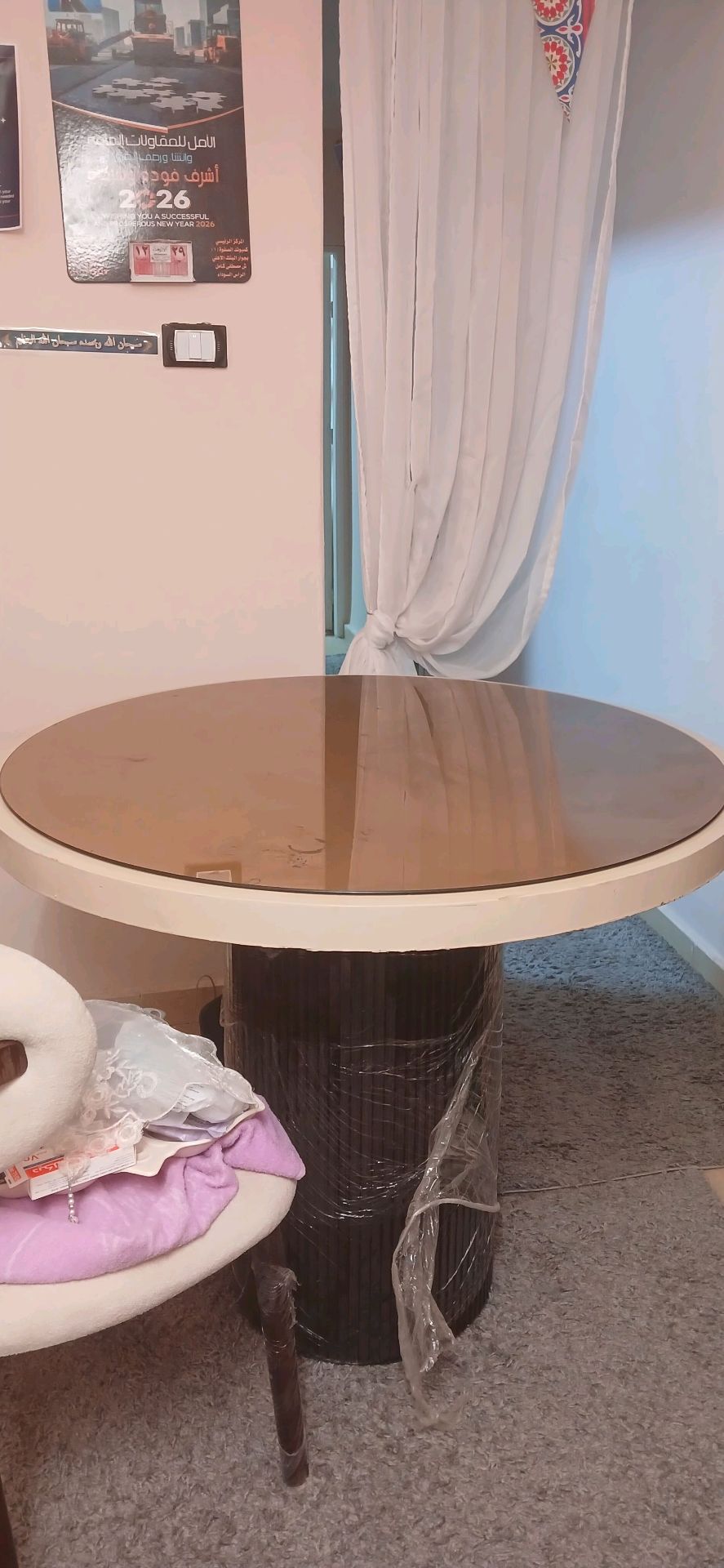 Round Glass Dining Table