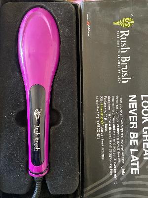 Rush Brush Hair Straightening Brush