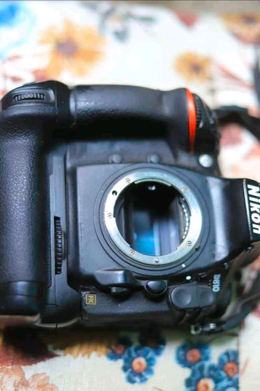 Nikon D810 DSLR Camera Body
