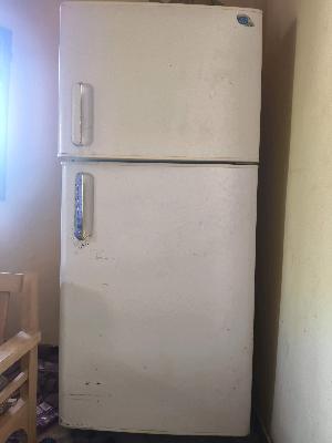 Top-Freezer Refrigerator