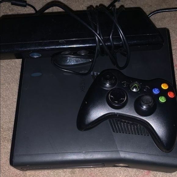 Xbox 360 Console with Controller