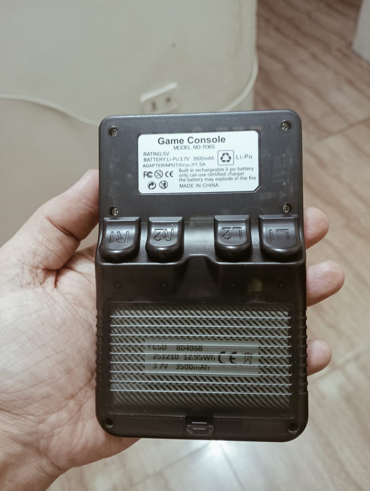 Game Console R36 s