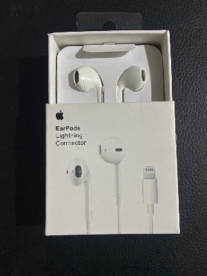 EarPods Lightning Connector
