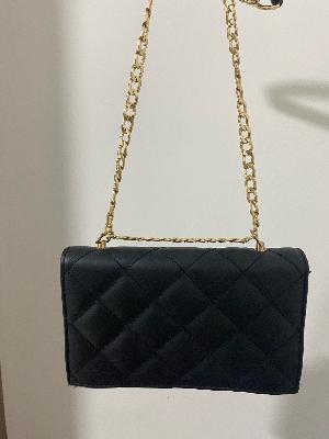 GUESS Quilted Shoulder Bag