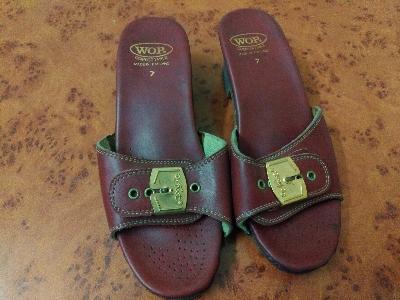 WOB Comfortable Slides Size 7