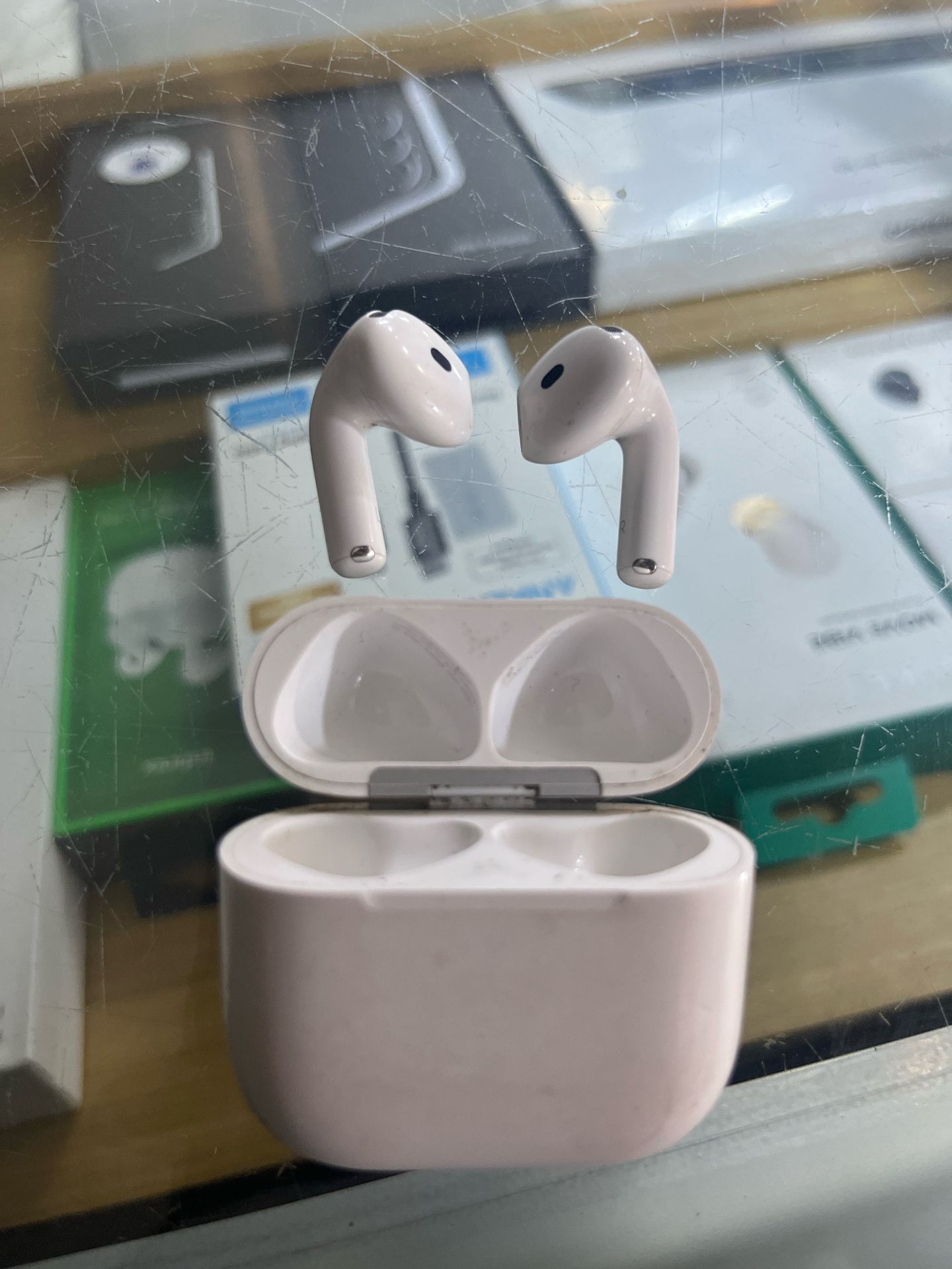 air pods 4